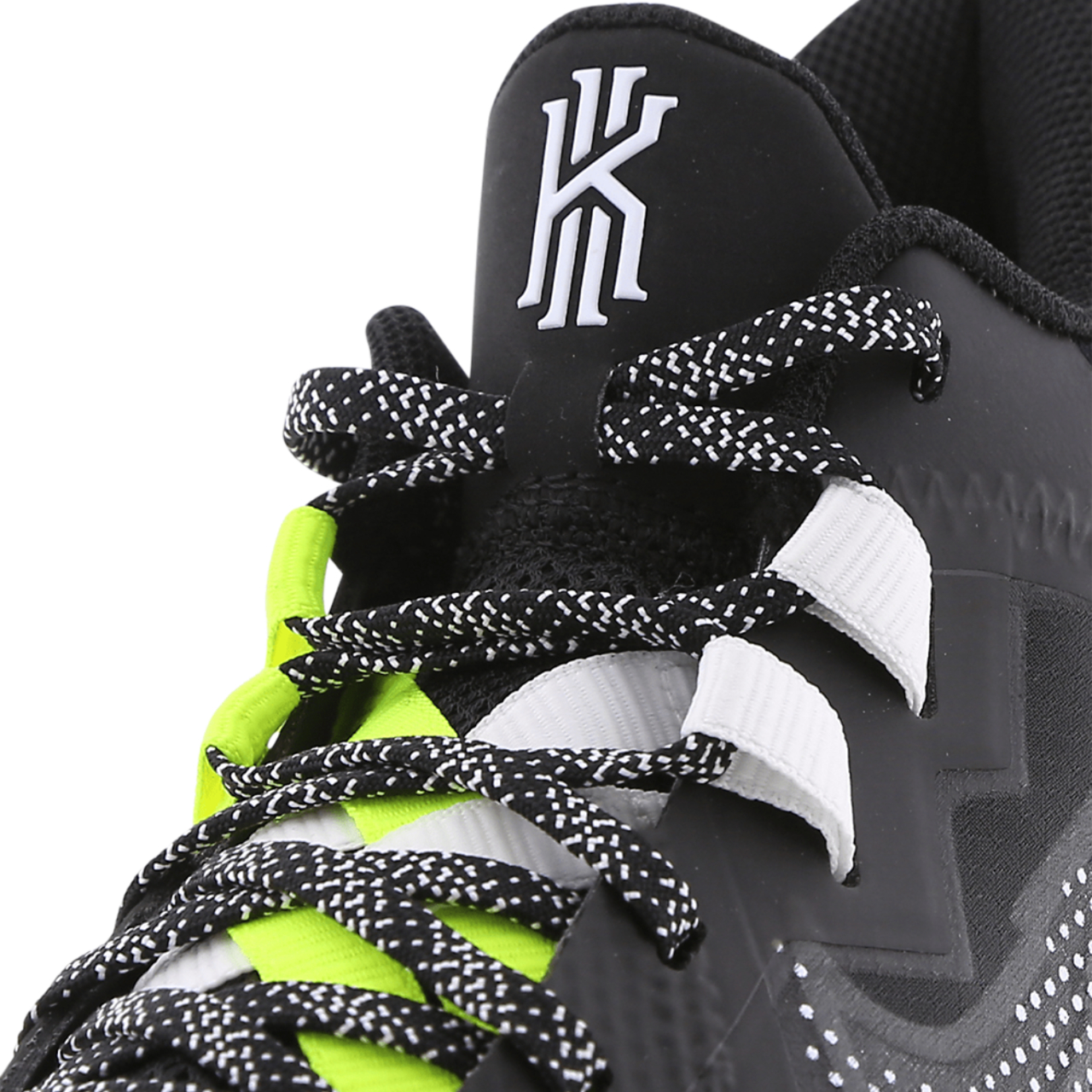 Nike Kyrie Flytrap V Image 7 of 7. Tap to open photo gallery.