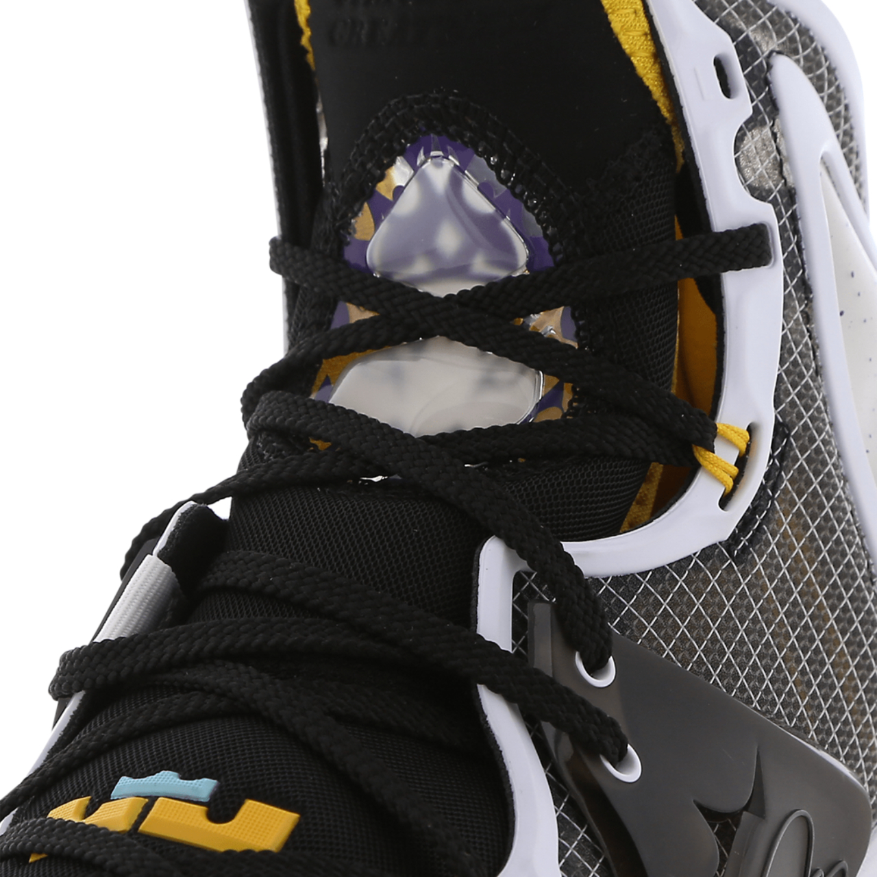 Nike Lebron 19 Image 7 of 7. Tap to open photo gallery.