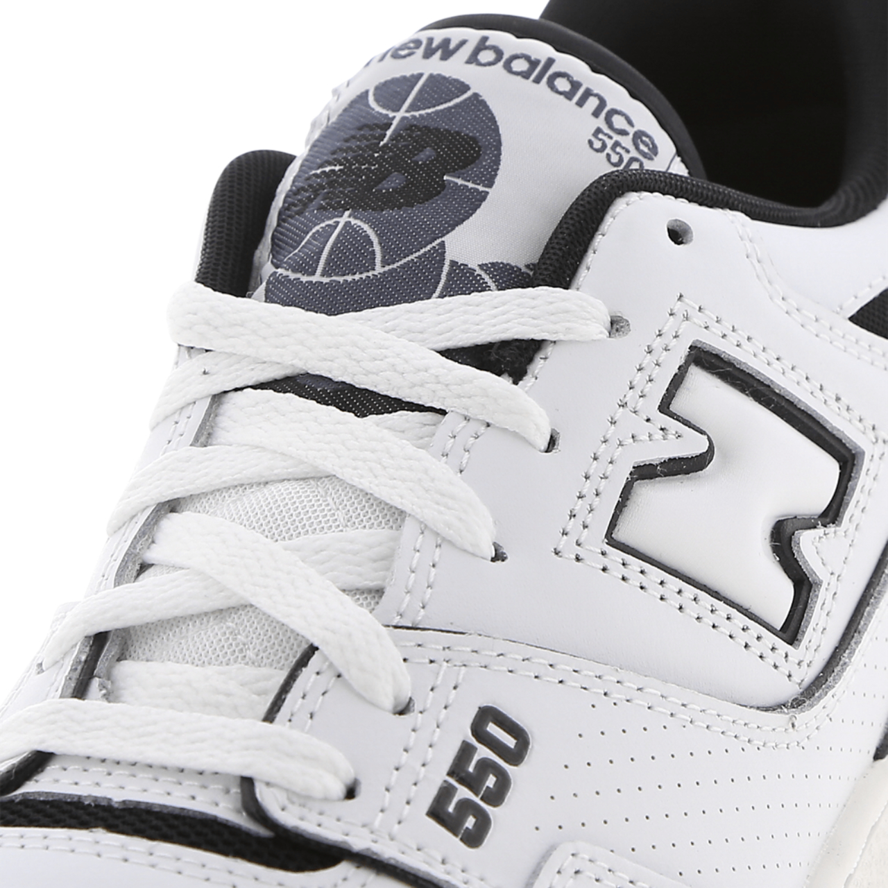 New Balance 550 Image 7 sur 7. Appuyez pour ouvrir la galerie de photos.