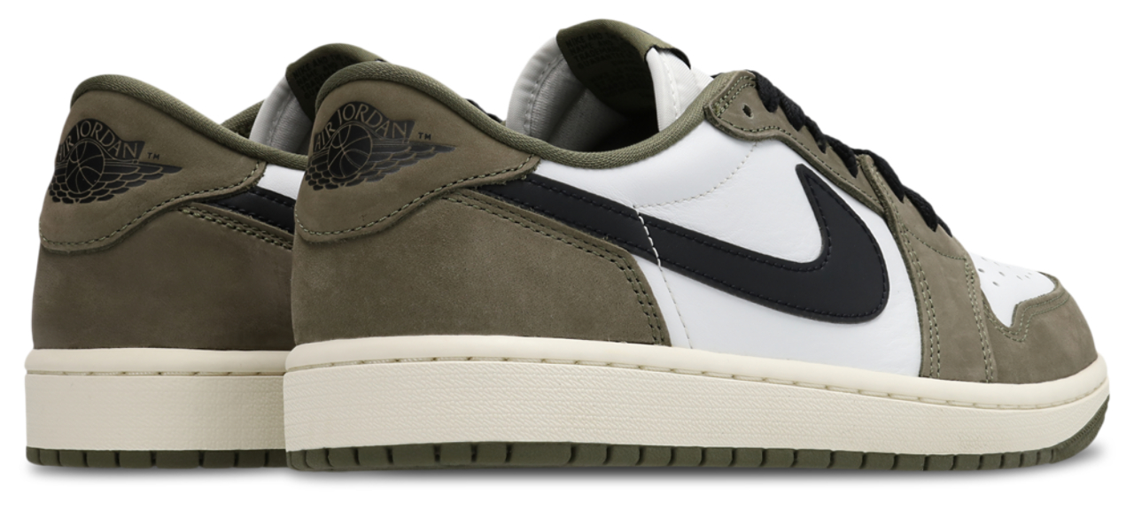 Jordan 1 Retro Low OG Imagen 3 de 8. Toque para abrir la galería de fotos.