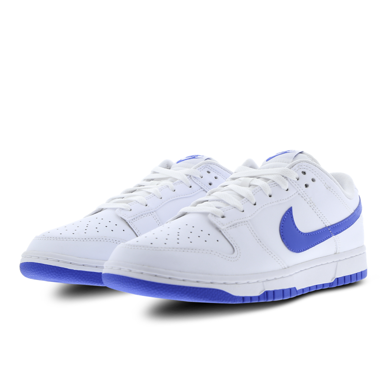 Nike Dunk Low Bild 2 von 8. Antippen, um die Fotogalerie zu öffnen.