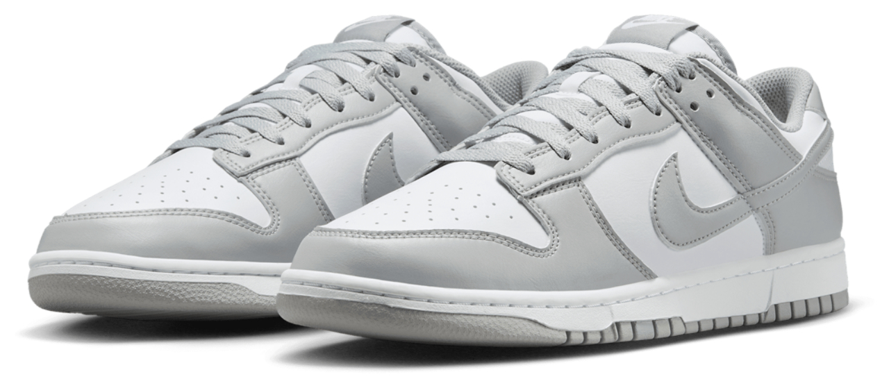 Nike Dunk Low Image 2 of 7. Tap to open photo gallery.