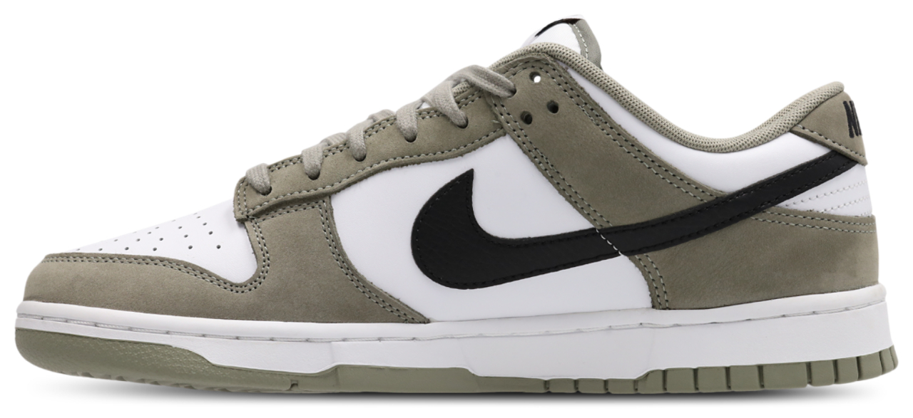 Nike Dunk Low Image 4 of 7. Tap to open photo gallery.