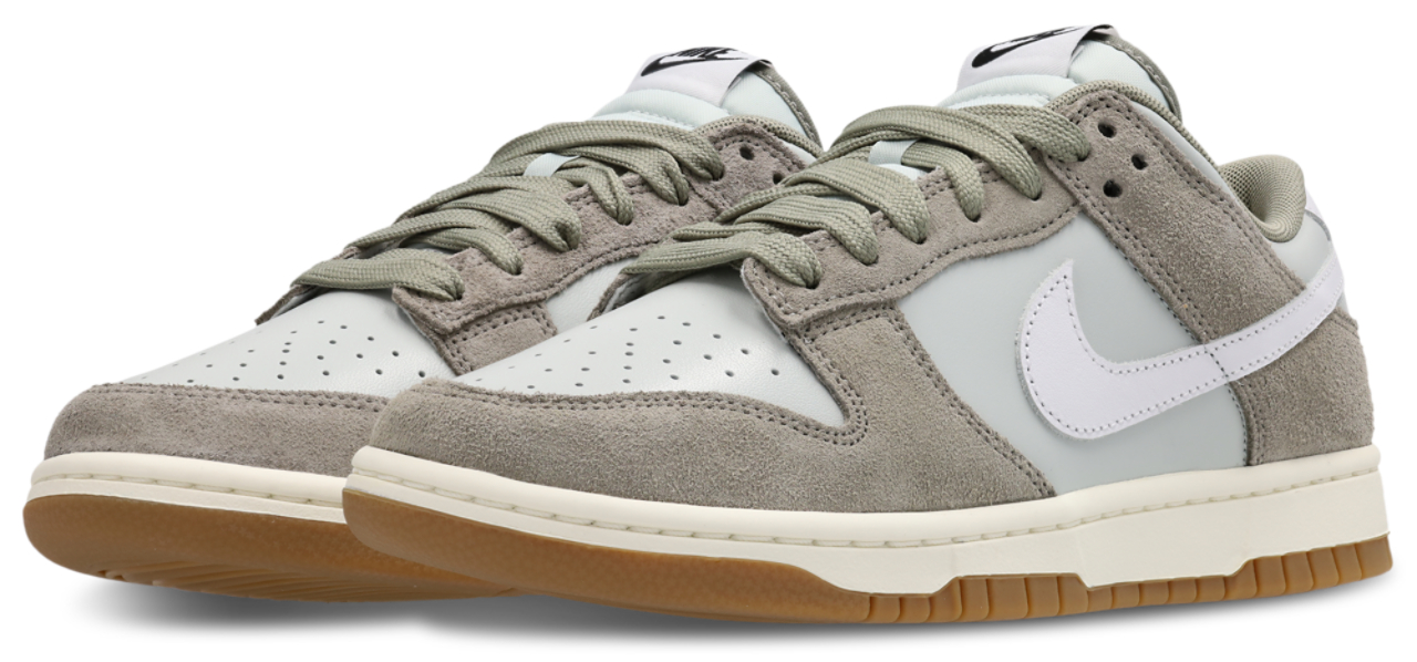 Nike Dunk Low Immagine 2 di 7. Tocca per aprire la galleria fotografica.