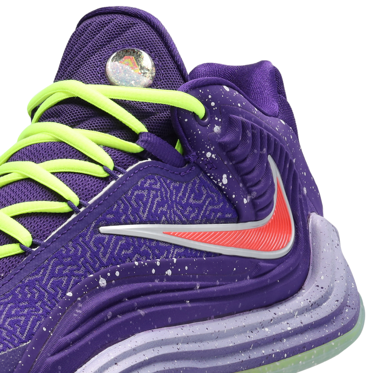 Nike Zoom Freak 7 Image 8 of 8. Tap to open photo gallery.