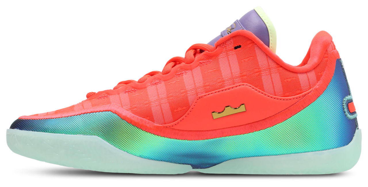 Nike Lebron XXIII Image 4 of 7. Tap to open photo gallery.