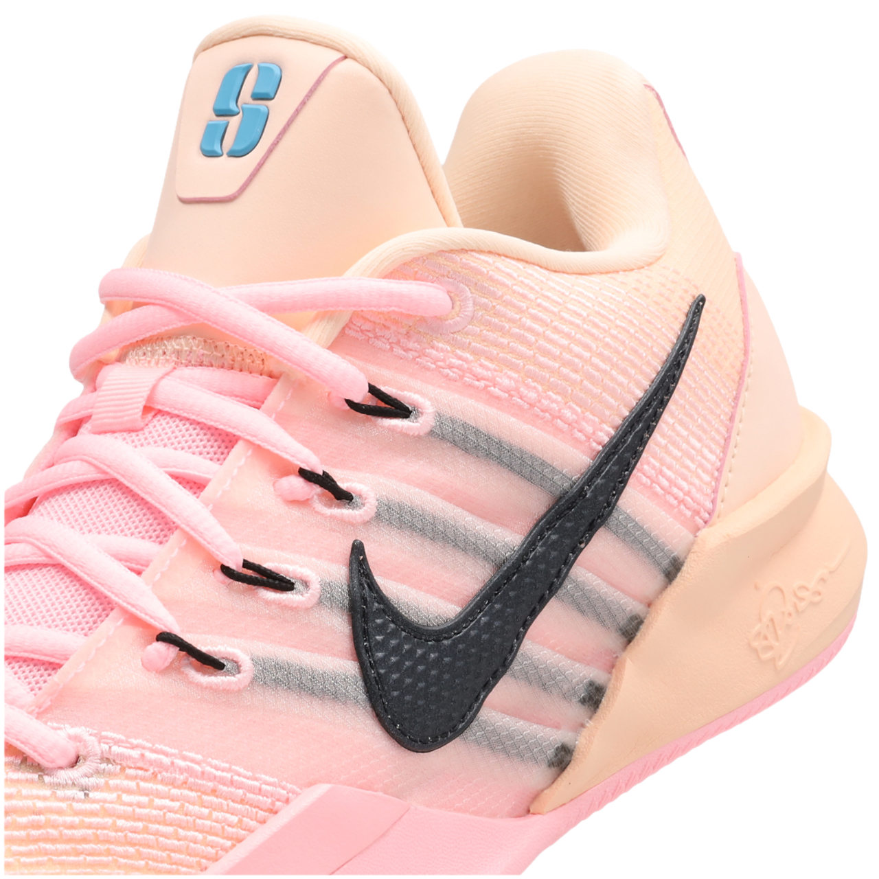 Nike Sabrina 3 Afbeelding 8 van 8. Tik om de fotogalerij te openen..