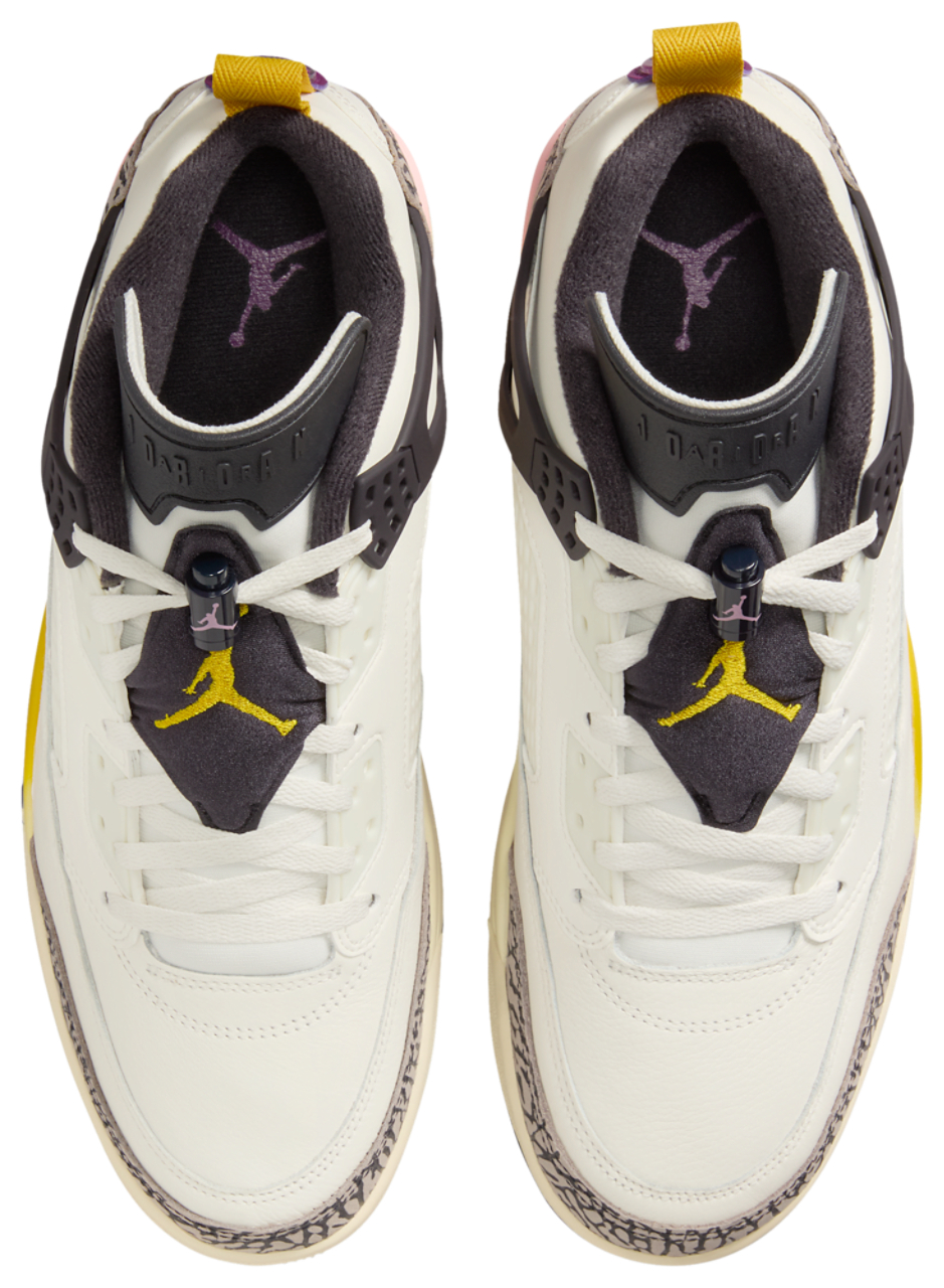 Jordan Spizike Low Image 4 of 6. Tap to open photo gallery.