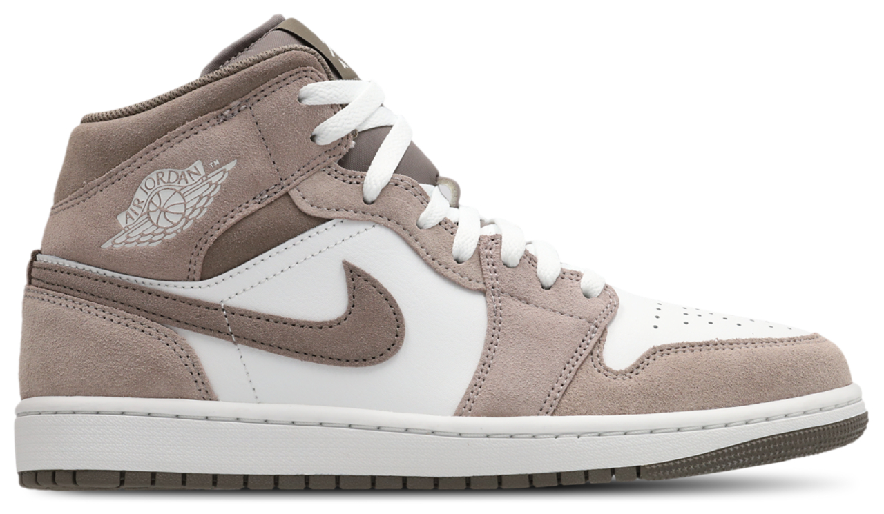 Jordan AJ1 Mid Bild 1 von 7. Antippen, um die Fotogalerie zu öffnen.