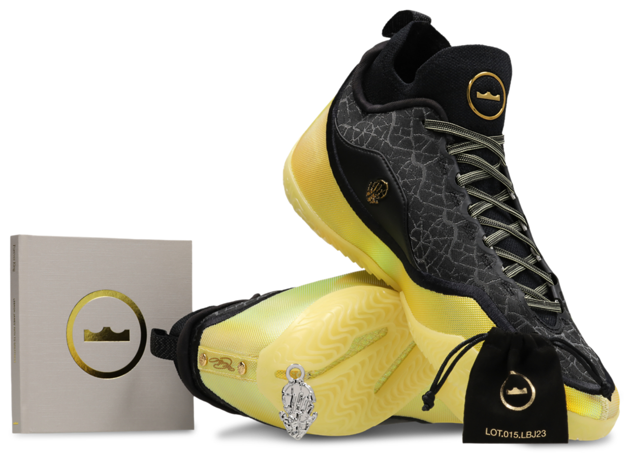 Nike Lebron XXIII Bild 7 von 7. Antippen, um die Fotogalerie zu öffnen.