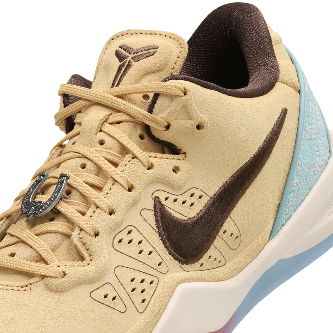 Nike Kobe VIII Protro Bild 7 von 8. Antippen, um die Fotogalerie zu öffnen.