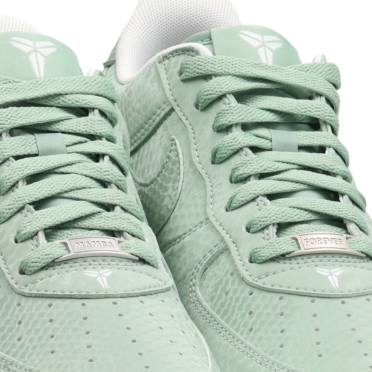 Nike Air Force 1 Low Image 8 of 9. Tap to open photo gallery.
