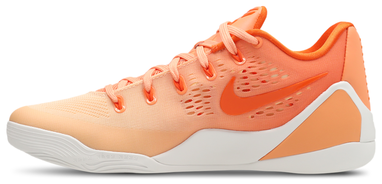 Nike Kobe 9 Protro Bild 4 von 9. Antippen, um die Fotogalerie zu öffnen.