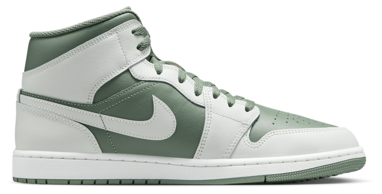 Jordan AJ1 Mid Image 1 of 6. Tap to open photo gallery.