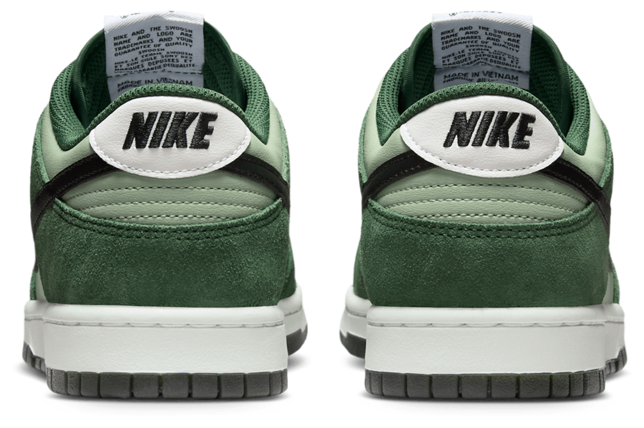 Nike Dunk Low Retro Image 6 sur 6. Appuyez pour ouvrir la galerie de photos.