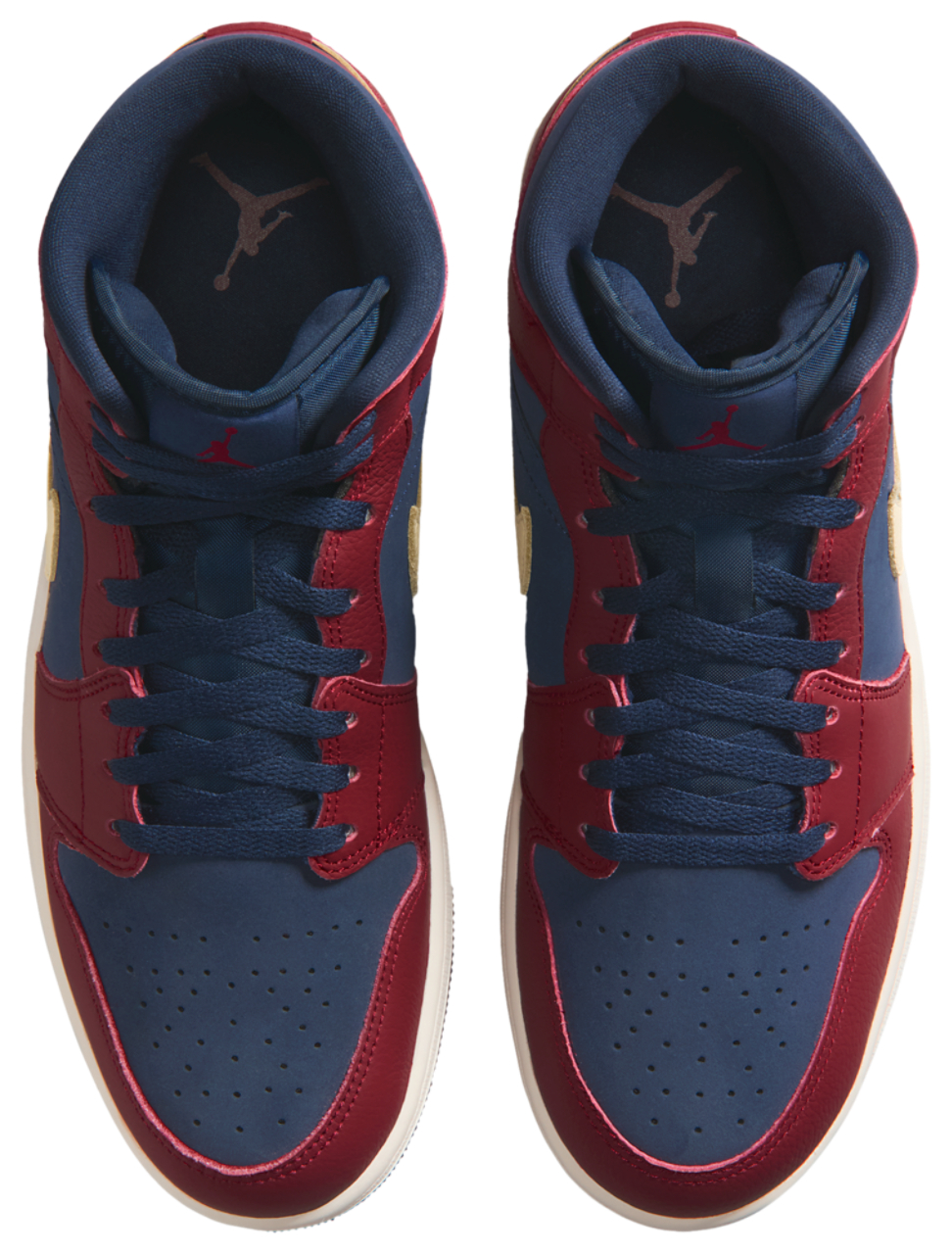 Jordan AJ1 Mid Image 4 sur 6. Appuyez pour ouvrir la galerie de photos.