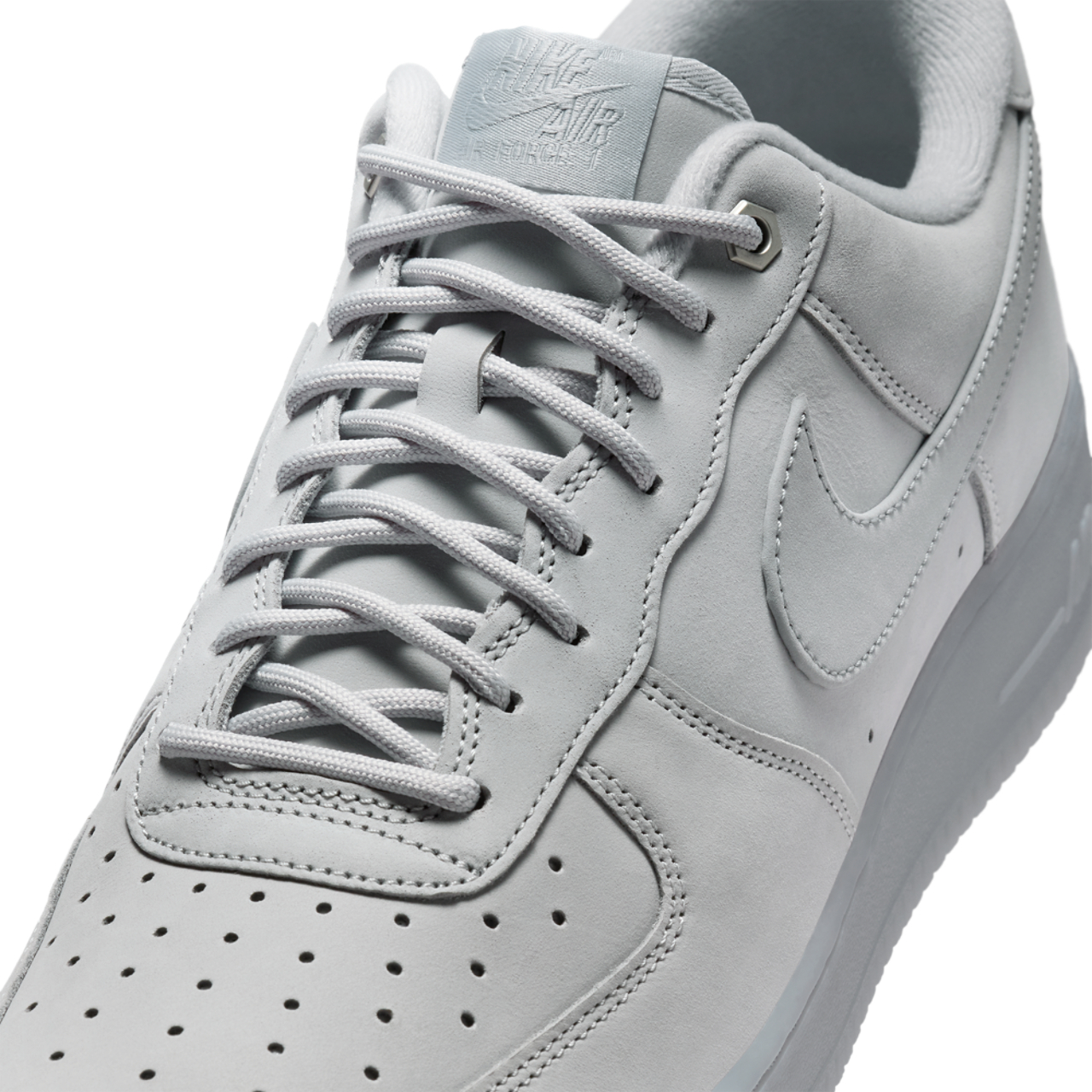 Nike Air Force 1 '07 Se Bild 7 von 7. Antippen, um die Fotogalerie zu öffnen.