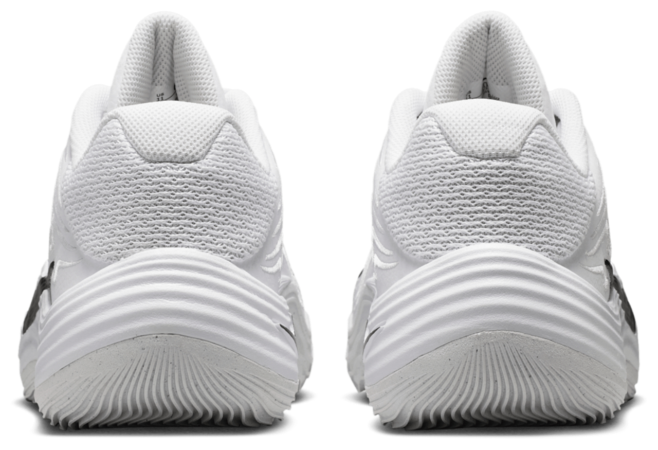 Nike Precision 8 Low Image 6 sur 6. Appuyez pour ouvrir la galerie de photos.