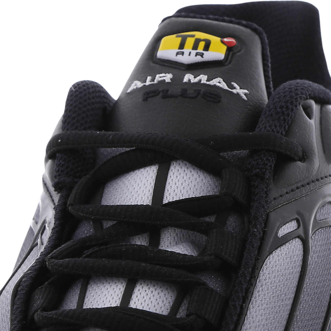 Nike Tuned 3 Image 7 of 7. Tap to open photo gallery.
