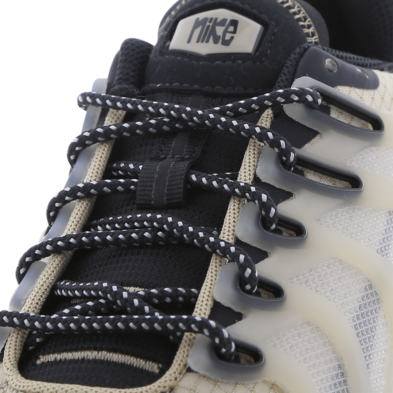 Nike Tuned 1 Terrascape Image 7 of 7. Tap to open photo gallery.