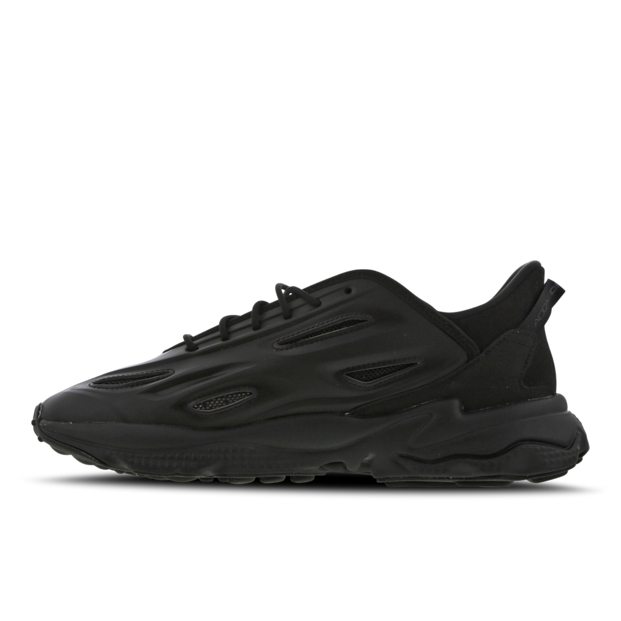 adidas Ozweego Celox Imagen 4 de 6. Toque para abrir la galería de fotos.