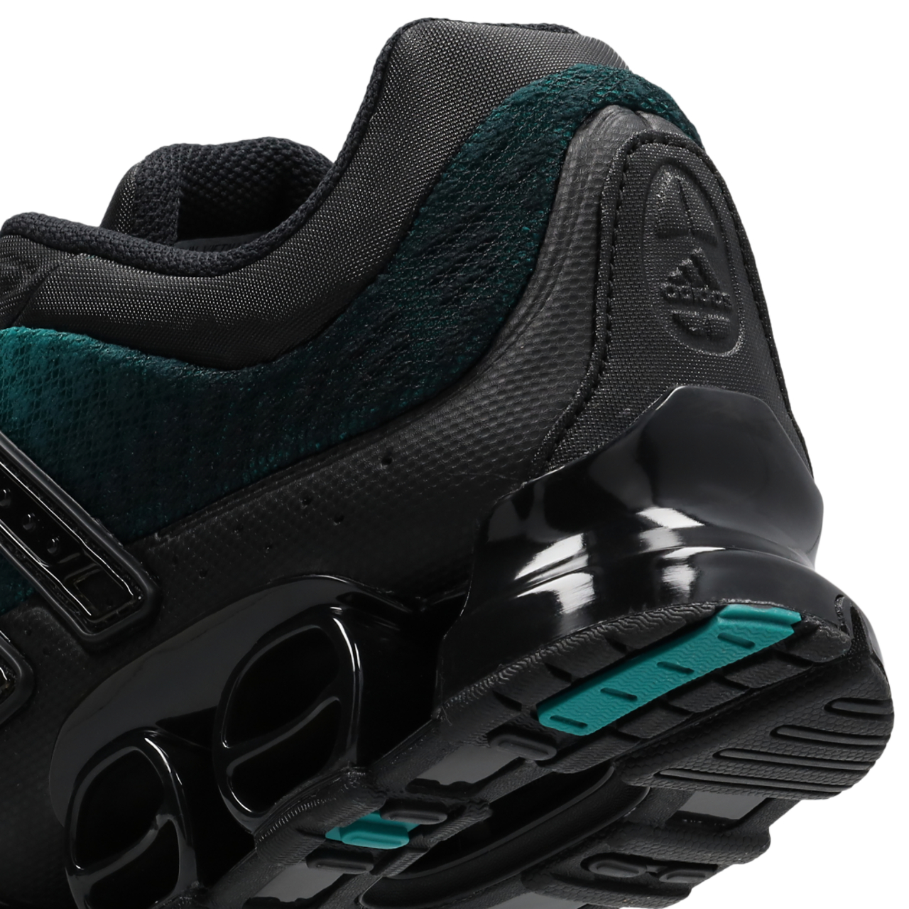 adidas Megaride Image 7 sur 7. Appuyez pour ouvrir la galerie de photos.