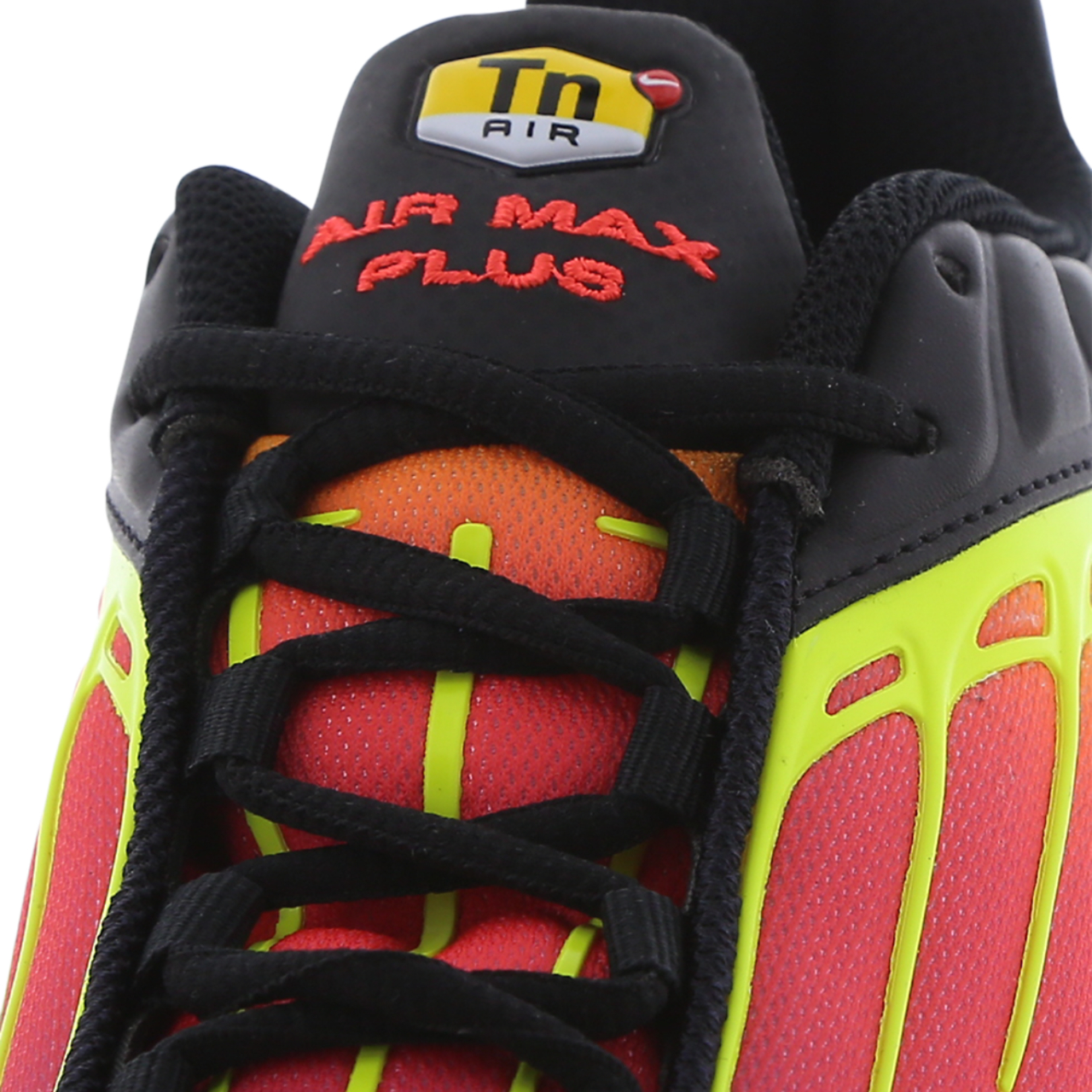 Nike Tuned 3 Am Day Image 4 of 4. Tap to open photo gallery.