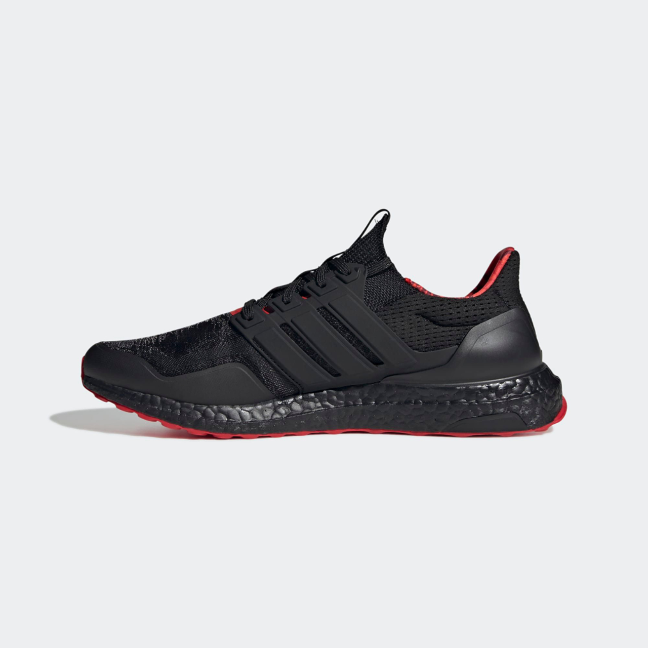 adidas Ultra Boost 5.0 DNA Image 4 of 6. Tap to open photo gallery.
