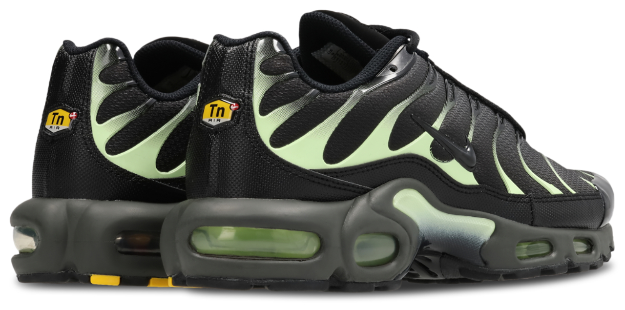Nike Air Max Tuned 1 Image 3 of 7. Tap to open photo gallery.