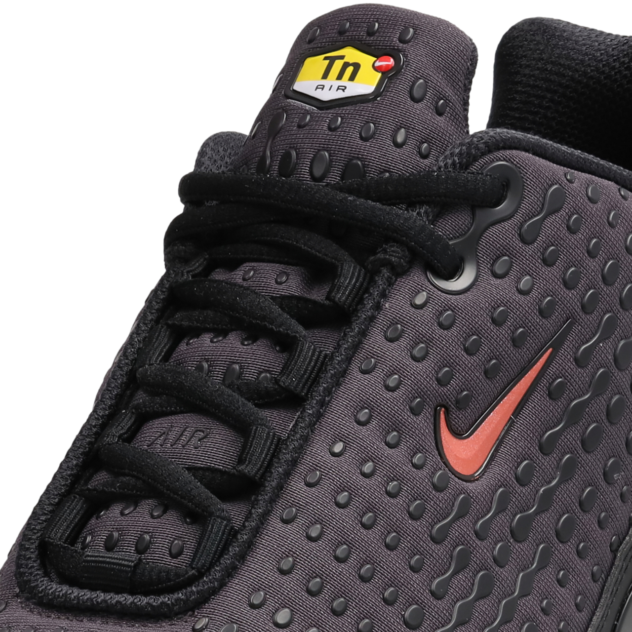 Nike Air Max Tuned 7 Image 8 of 8. Tap to open photo gallery.