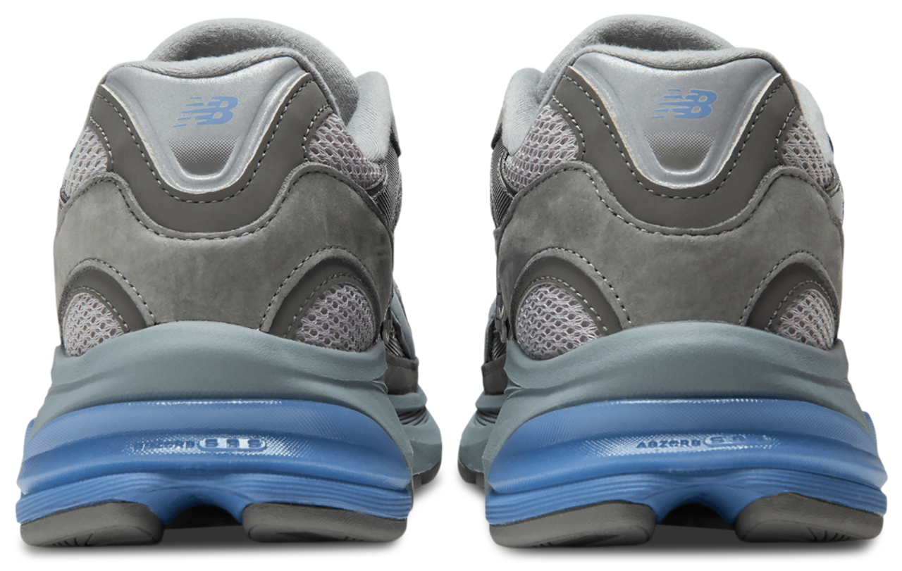 New Balance 2010 Image 4 of 5. Tap to open photo gallery.