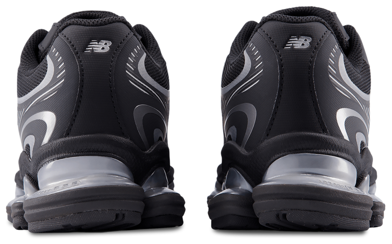 New Balance Abzorb 2000 Image 4 of 6. Tap to open photo gallery.
