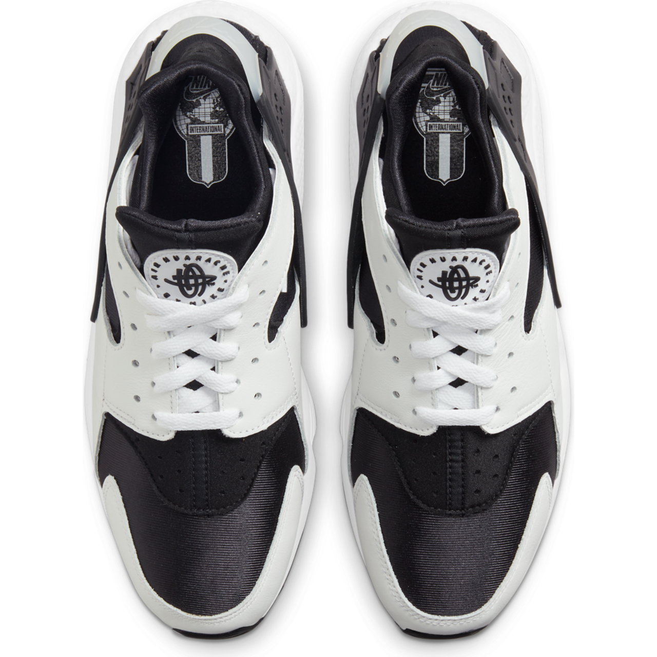 Nike Huarache Image 5 of 6. Tap to open photo gallery.