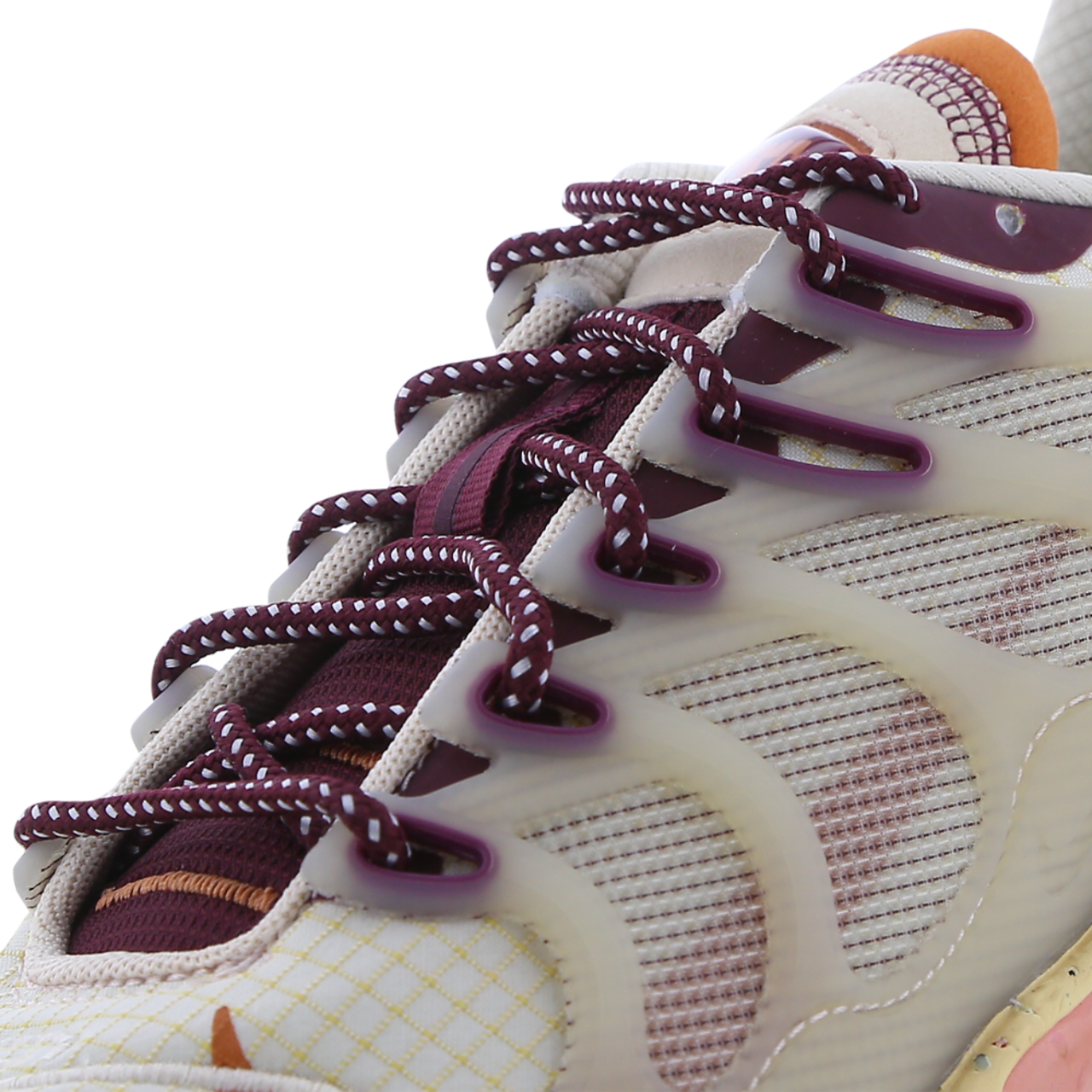 Nike Tuned 1 Terrascape Image 7 of 7. Tap to open photo gallery.