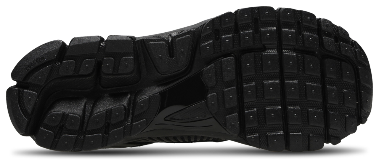 Nike Zoom Vomero 5 Image 6 of 8. Tap to open photo gallery.