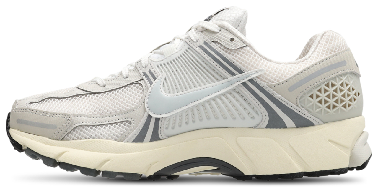 Nike Zoom Vomero 5 Bild 4 von 7. Antippen, um die Fotogalerie zu öffnen.