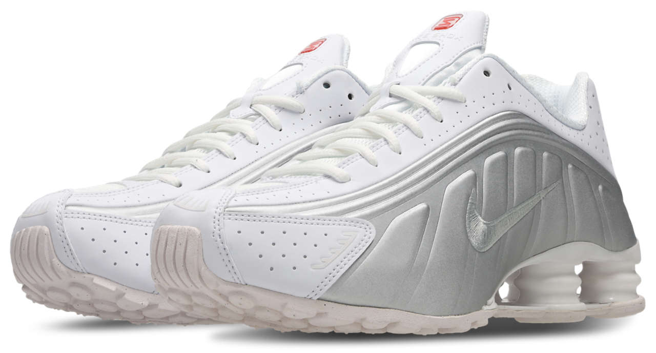 Nike Shox R4 Image 2 of 7. Tap to open photo gallery.