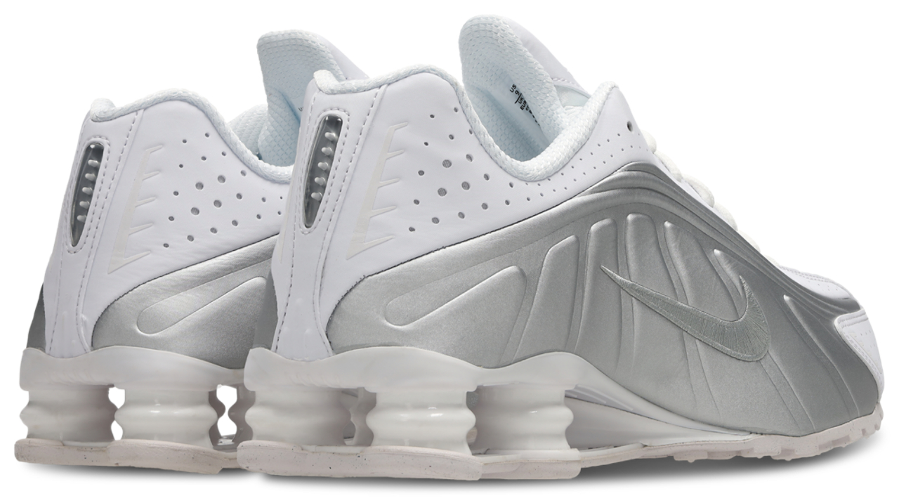 Nike Shox R4 Image 3 of 7. Tap to open photo gallery.