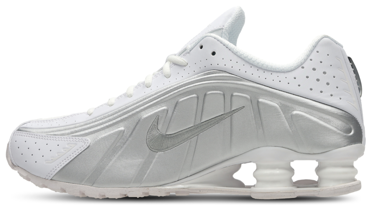 Nike Shox R4 Image 4 of 7. Tap to open photo gallery.