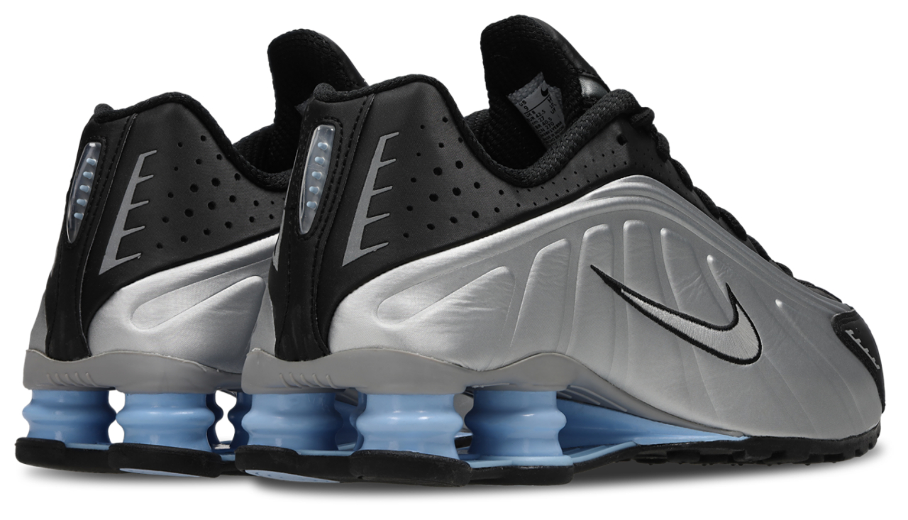 Nike Shox R4 Bild 3 von 7. Antippen, um die Fotogalerie zu öffnen.
