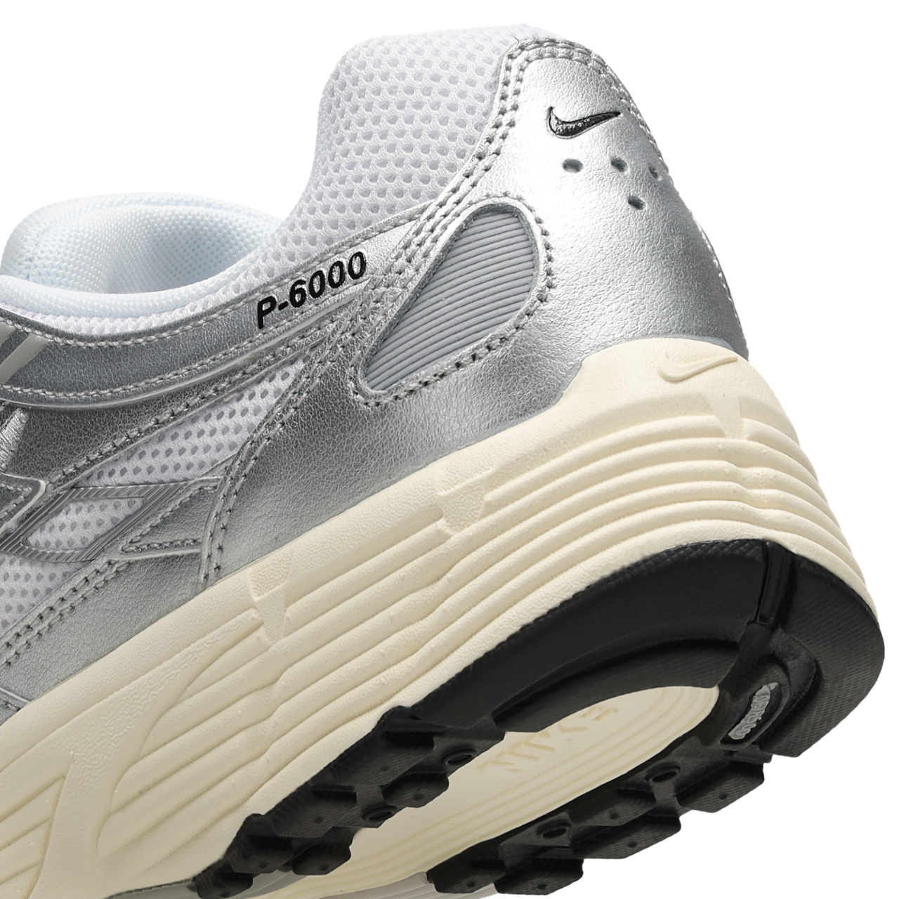 Nike P-6000 Bild 7 von 7. Antippen, um die Fotogalerie zu öffnen.