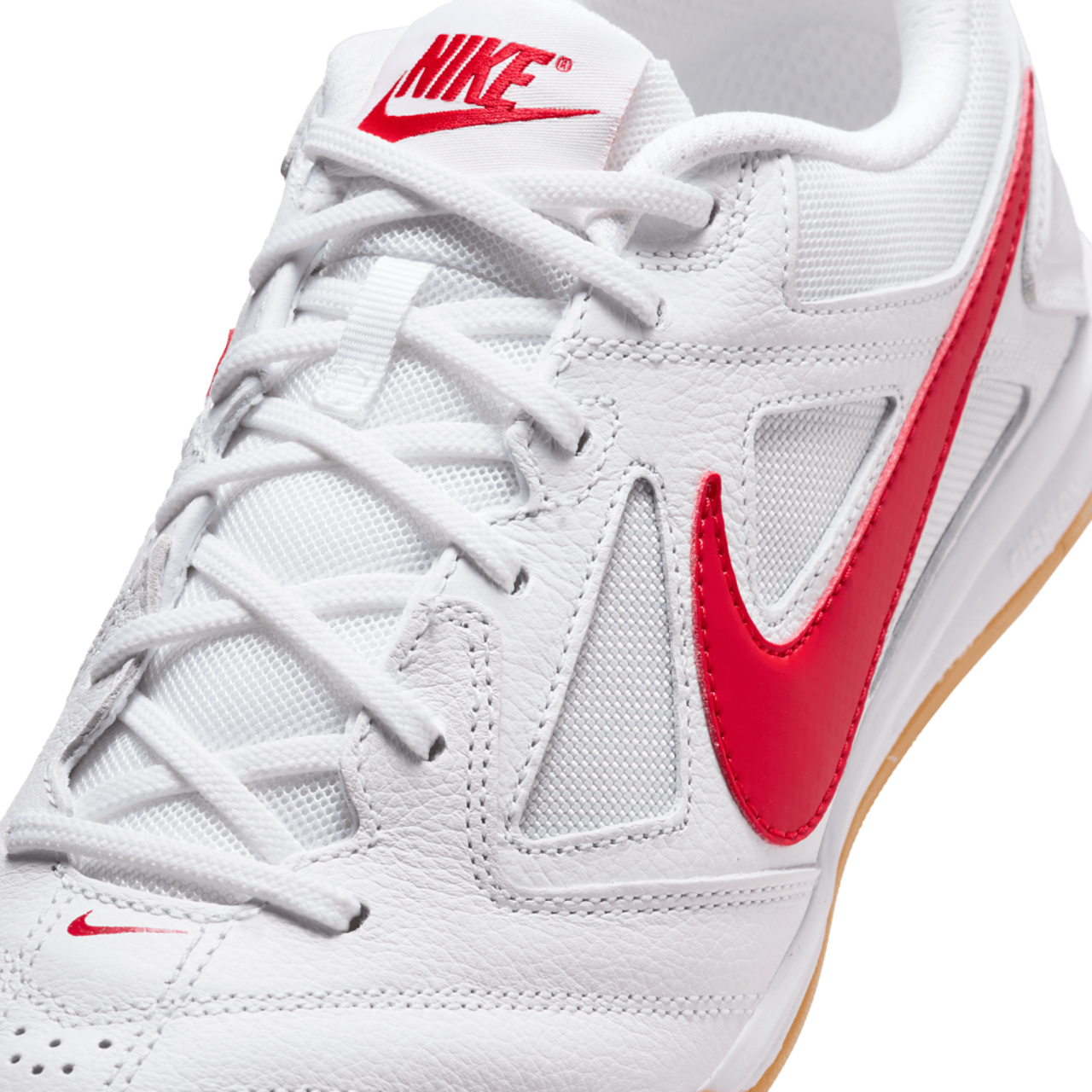 Nike Gato Immagine 7 di 7. Tocca per aprire la galleria fotografica.