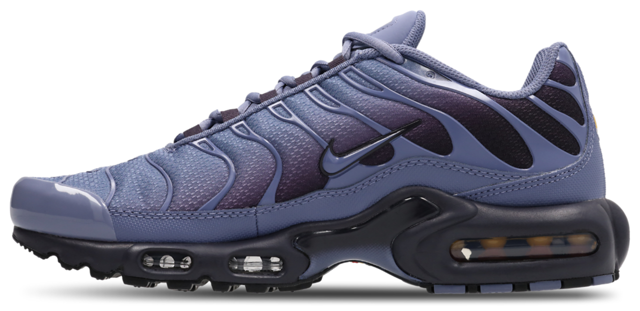 Nike Air Max Tuned 1 Image 4 of 7. Tap to open photo gallery.