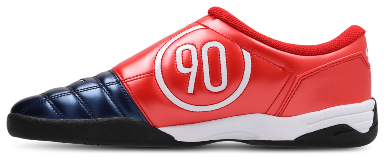 Nike Total 90 Image 4 of 8. Tap to open photo gallery.