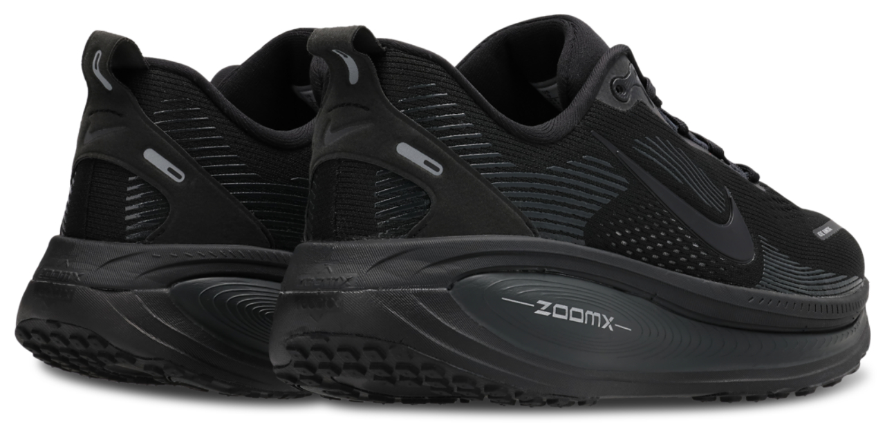 Nike Zoom Vomero 18 Image 3 of 7. Tap to open photo gallery.