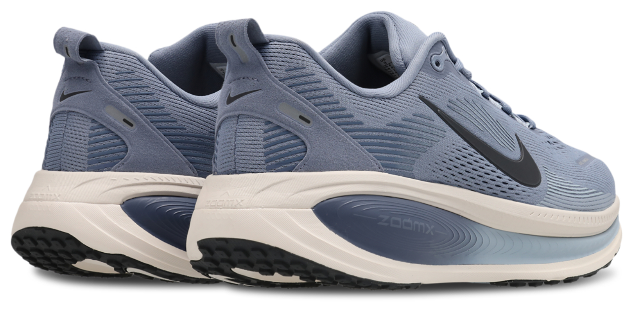 Nike Zoom Vomero 18 Bild 3 von 7. Antippen, um die Fotogalerie zu öffnen.