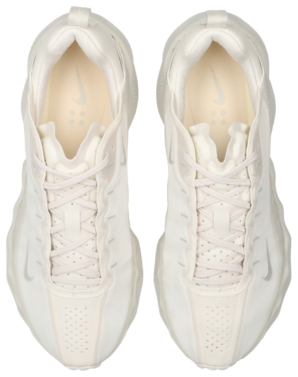 Nike Ava Rover Image 5 of 7. Tap to open photo gallery.
