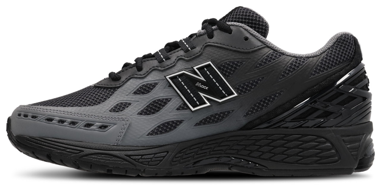 New Balance 1906R Image 4 of 7. Tap to open photo gallery.
