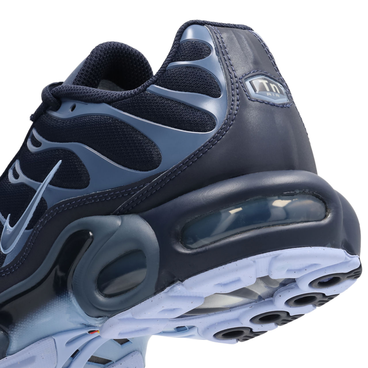 Nike Air Max Tuned 1 Image 7 sur 7. Appuyez pour ouvrir la galerie de photos.