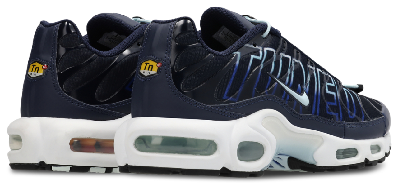 Nike Air Max Tuned 1 Utility Image 3 sur 7. Appuyez pour ouvrir la galerie de photos.